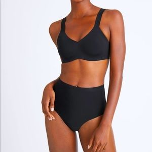 NWT Knix padded V Neck Evolution Bra black size 5